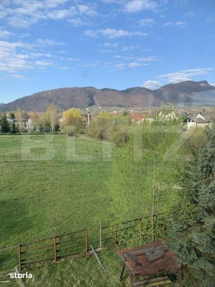 Casă cu Teren 1553 Mp în Central