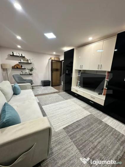 Apartament cu 3 camere decomandat, mobilat în Central
