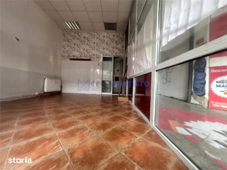Spatiu comercial vitrat centru Iasi, Casa Cartii, 21mp - 5