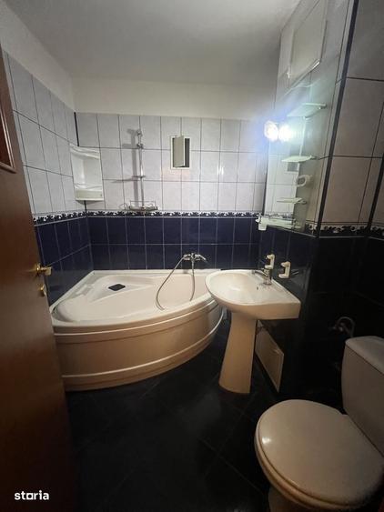 Apartament cu 3 camere decomandat în Lăpuș
