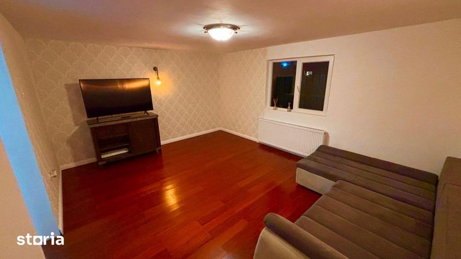 Casă cu 4 camere cu Teren 460 Mp în Sălăjan