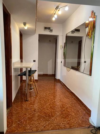 Apartament cu 3 camere decomandat în Dacia