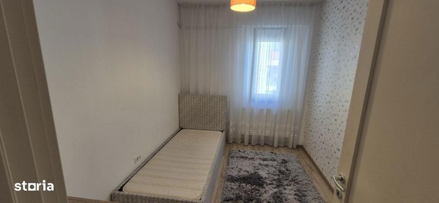 Apartament cu 3 camere, mobilat în Tomis Plus