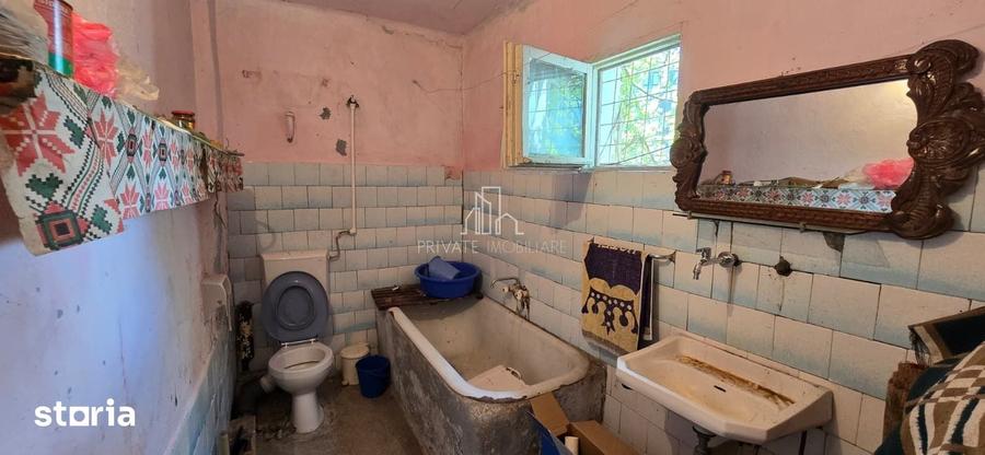 Casă cu 3 camere cu Teren 418 Mp în Central