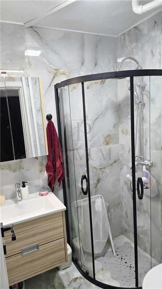 Garsonieră decomandată, mobilată în Complex Studențesc