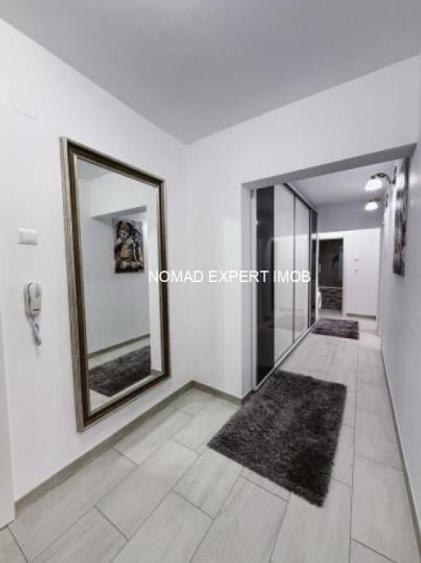Apartament cu 3 camere în Gorjului