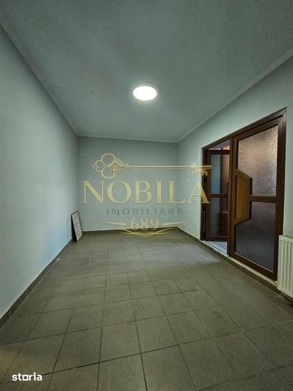 Casă cu 4 camere cu Teren 1100 Mp în Central