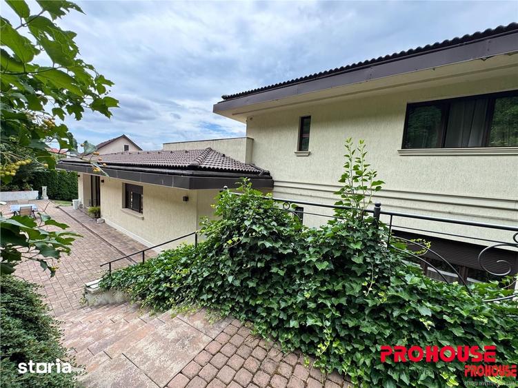 Casă cu 4 camere cu Teren 1336 Mp în Șerbănești