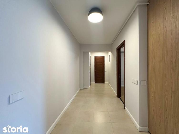 Apartament cu 4 camere în Aviatorilor