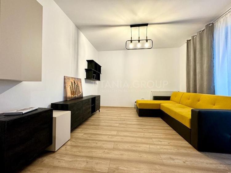 Apartament cu 2 camere semidecomandat, mobilat în Tractorul