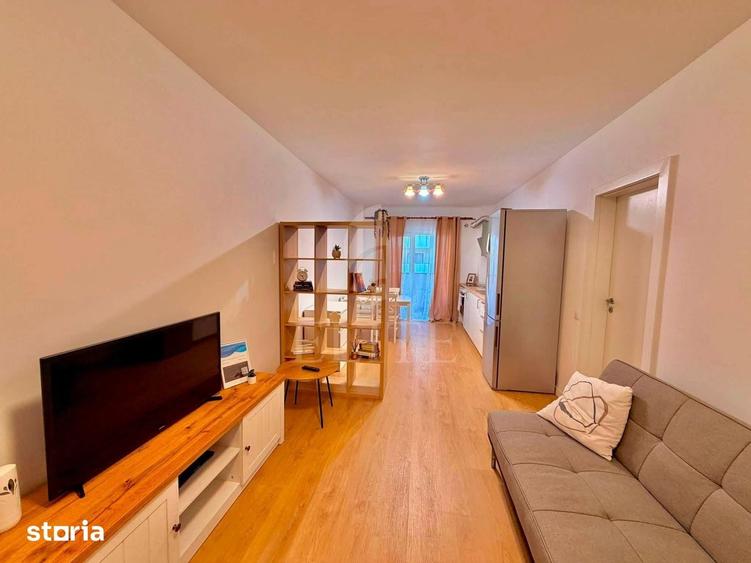 Apartament cu 2 camere semidecomandat în Mărăști