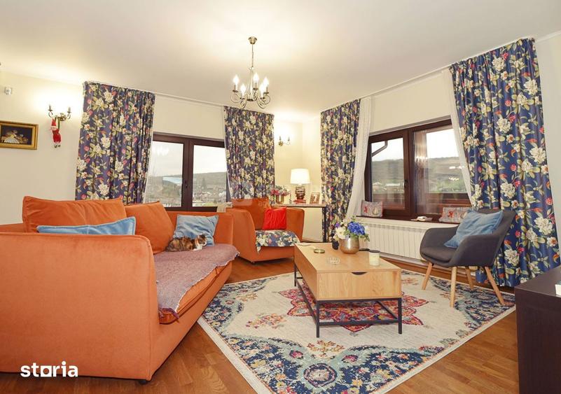 Casă cu 5 camere cu Teren 1400 Mp în Aroneanu