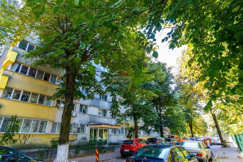Apartament cu 2 camere decomandat în Bucureștii Noi