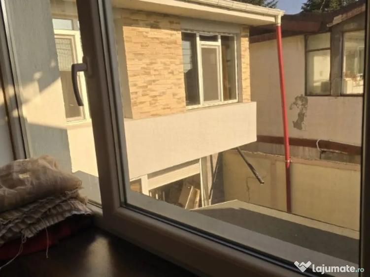 Casă cu 4 camere cu Teren 214 Mp în Chiajna
