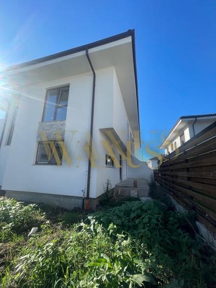 Duplex cu 4 camere cu Canalizare în Florești