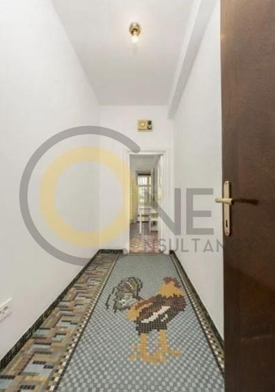 Apartament cu 5 camere decomandat, mobilat în Aviatorilor