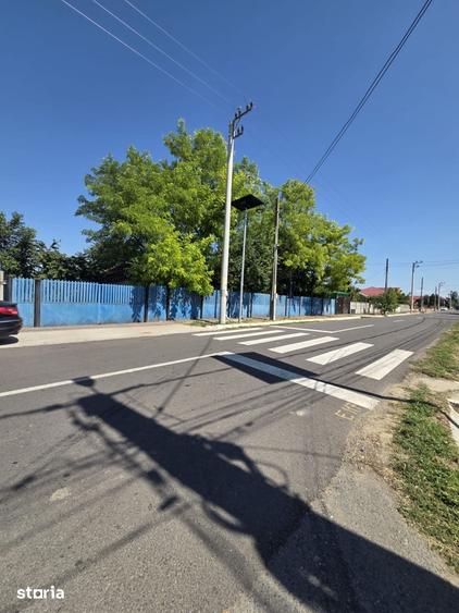 Teren de 3089 mp, în Școlilor