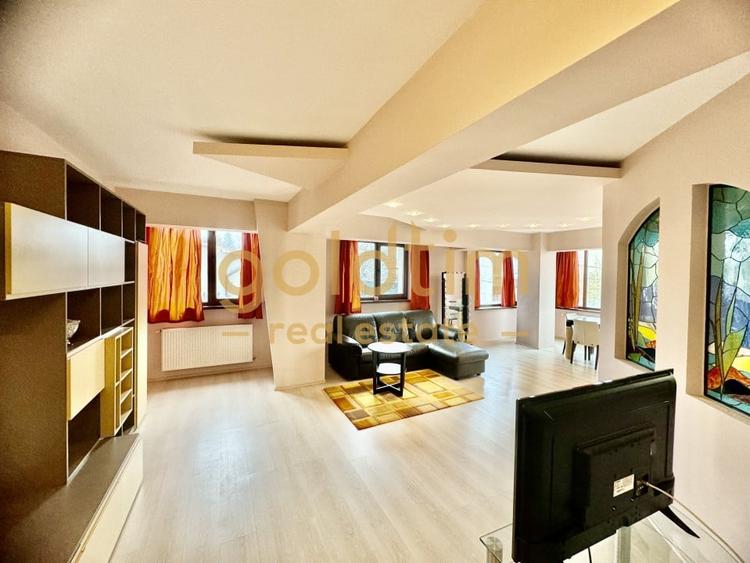 Apartament cu 3 camere semidecomandat, mobilat în Băneasa