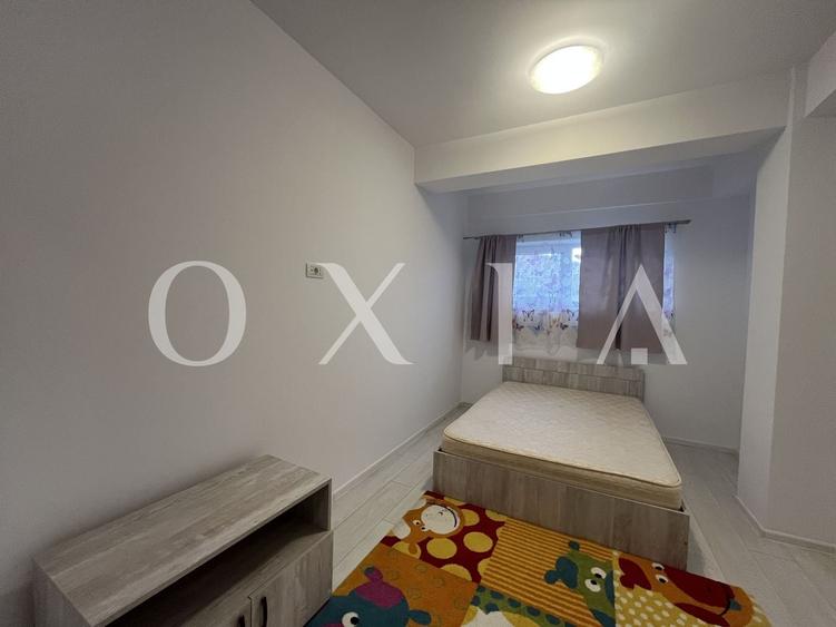 Apartament cu 3 camere decomandat, mobilat în Dumbrăvița