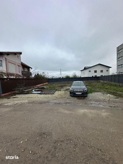 Teren de 544 mp, în Central