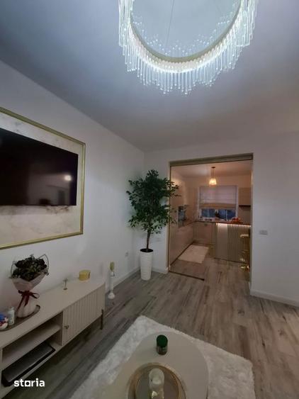 Casă cu 3 camere cu Canalizare în Sânandrei