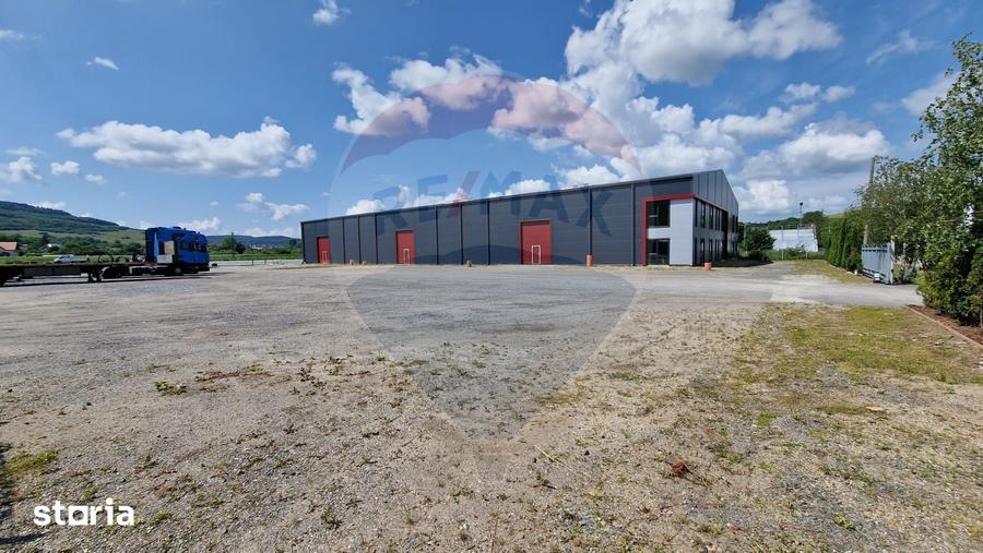 Spațiu comercial, de 2,000 mp, în Feleacu
