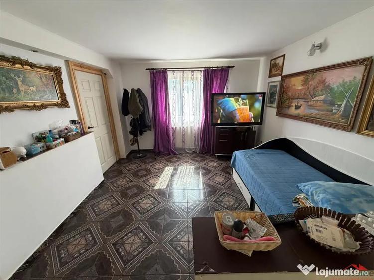 Casă cu 3 camere cu Teren 1021 Mp în Odobești