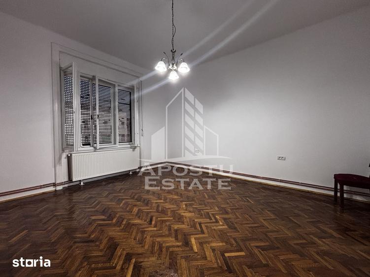 Apartament cu 3 camere în Iosefin