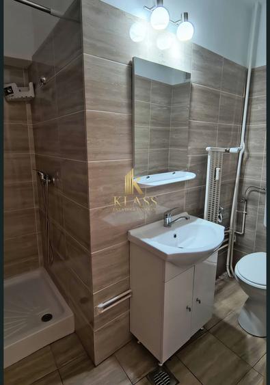 Apartament cu 4 camere decomandat, mobilat în Kiseleff