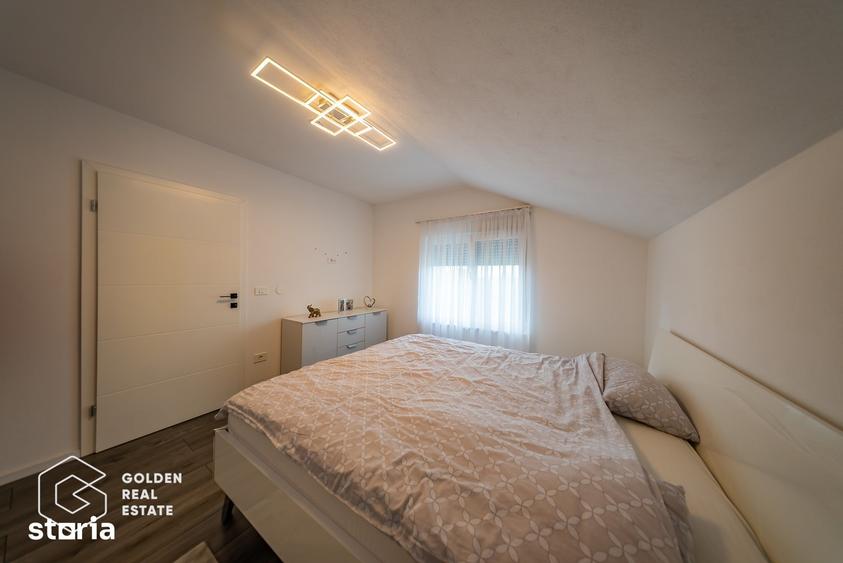 Casă cu 6 camere cu Teren 1327 Mp în Frumușeni