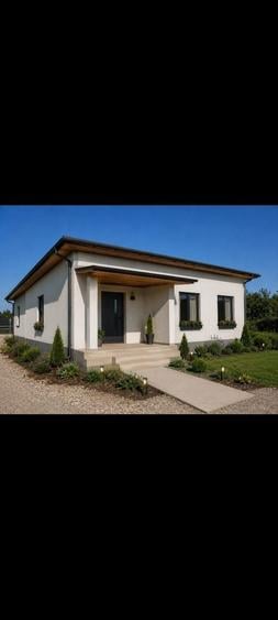 Casă cu 3 camere în Ișalnița