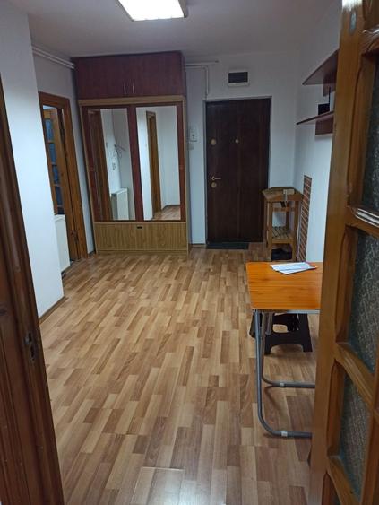 Apartament de inchiriat - 2