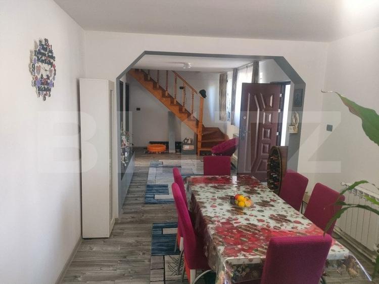 Casă individuală cu 4 camere cu Teren 388 Mp în Siret