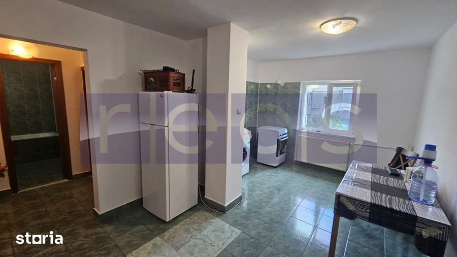 Apartament cu 2 camere în Tei