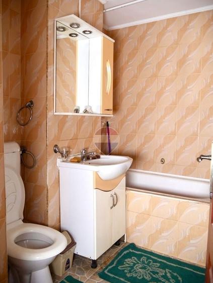 Apartament cu 2 camere semidecomandat, mobilat în Kogălniceanu