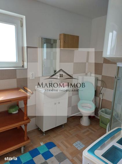 Casă cu 3 camere cu Teren 700 Mp în Ocnița