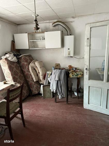 Casă cu 3 camere în Central