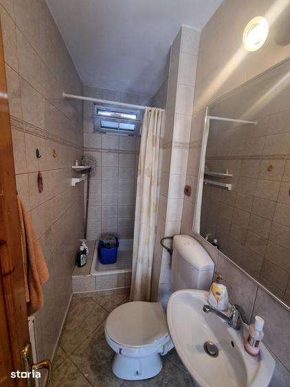 Casă cu 3 camere cu Teren 100 Mp în Tomis I