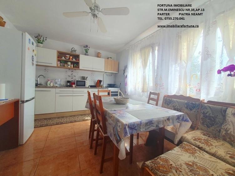 Casă cu 3 camere cu Teren 801 Mp în Exterior Est