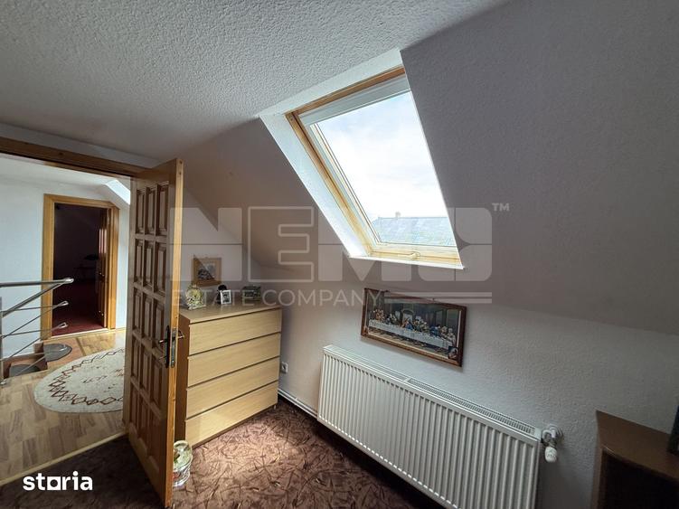 Casă cu 4 camere cu Teren 2784 Mp în Frătăuții Vechi
