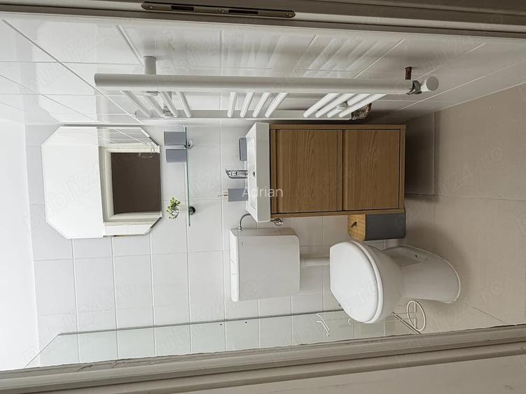 Inchiriez apartament cu 2 camere zona Sinaia