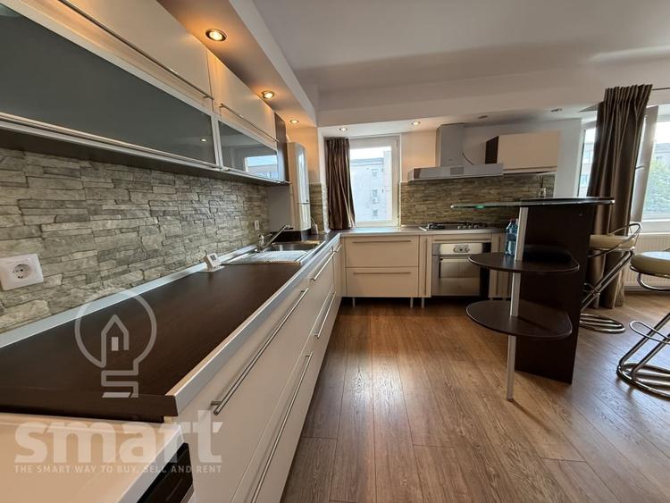 Apartament cu 2 camere semidecomandat, mobilat în Gheorgheni
