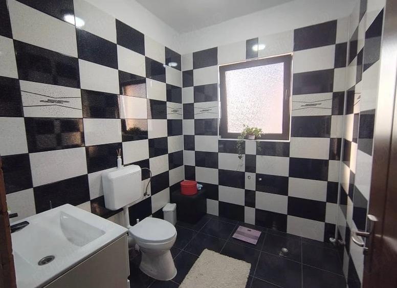 Casă cu Teren 200 Mp în Jilava