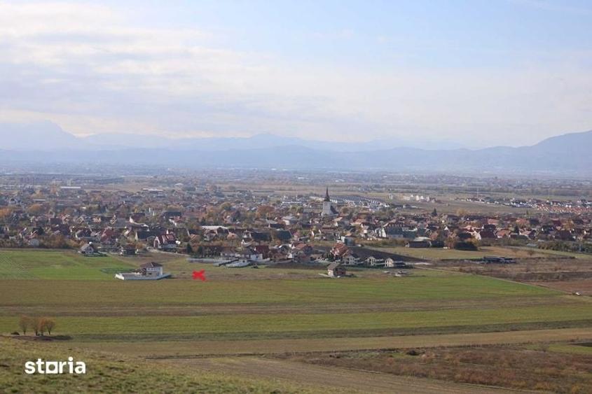 Teren de 586 mp, în Sânpetru