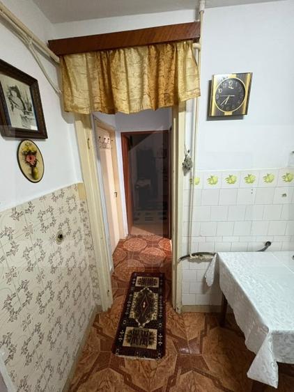 Apartament cu 2 camere decomandat, mobilat în Central