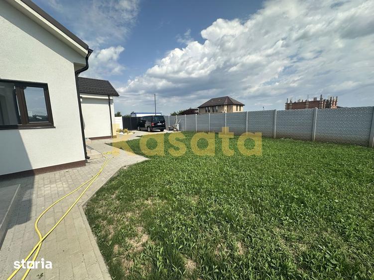 Casă cu 3 camere cu Teren 450 Mp în Central