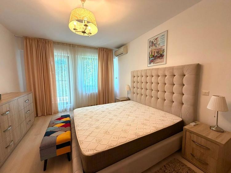Apartament cu 3 camere, mobilat în Iancu Nicolae