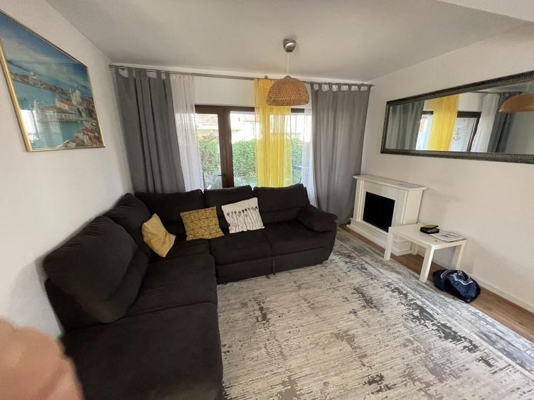 Casă cu 4 camere cu Teren 250 Mp în Central