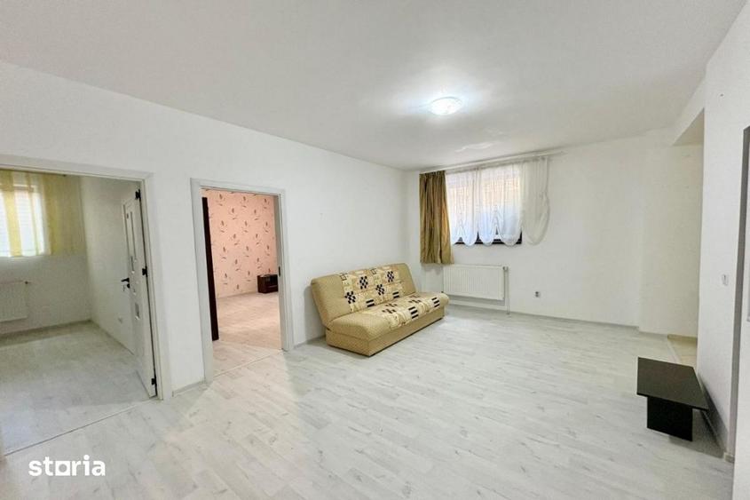 Apartament cu 3 camere semidecomandat, mobilat în Bucureștii Noi