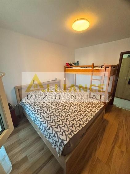 Apartament cu 2 camere decomandat în Est